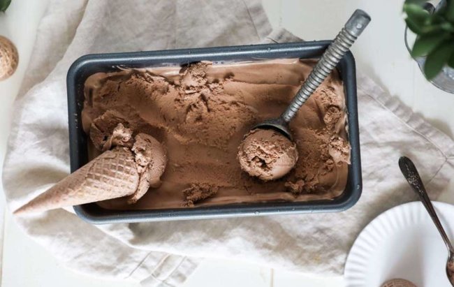 Proteinski sladoled koji možete napraviti sami i to s preljevom po želji!